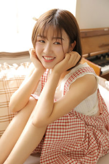 黄杏秀女儿